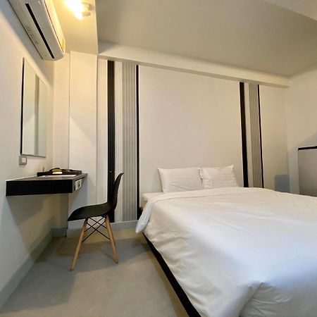 Beam House 호텔 Patong 외부 사진