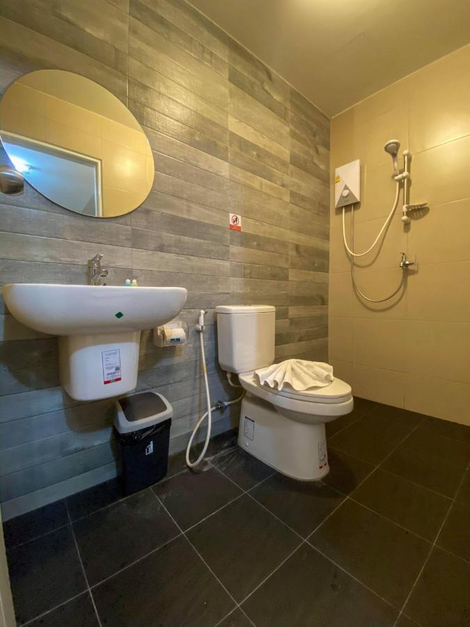Beam House 호텔 Patong 외부 사진