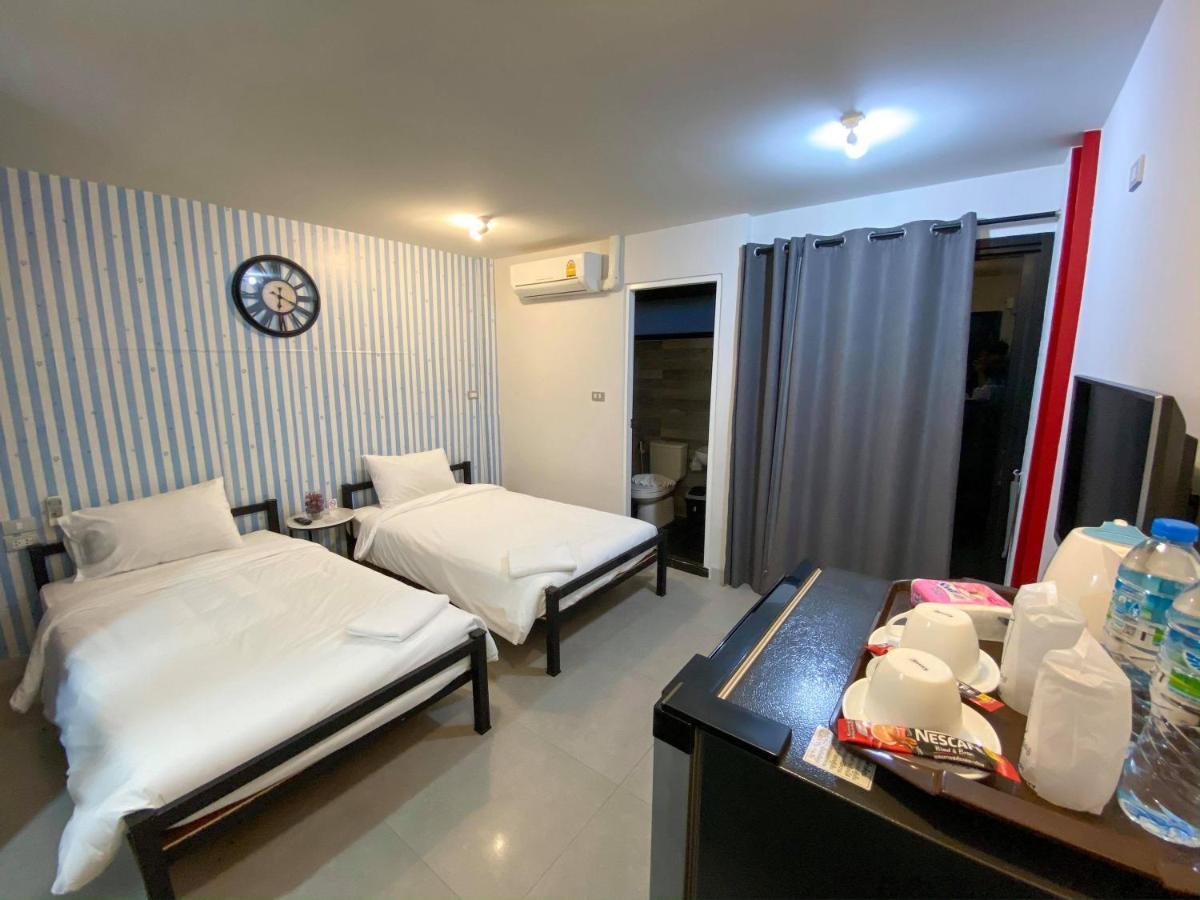 Beam House 호텔 Patong 외부 사진