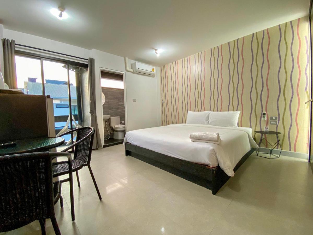 Beam House 호텔 Patong 외부 사진