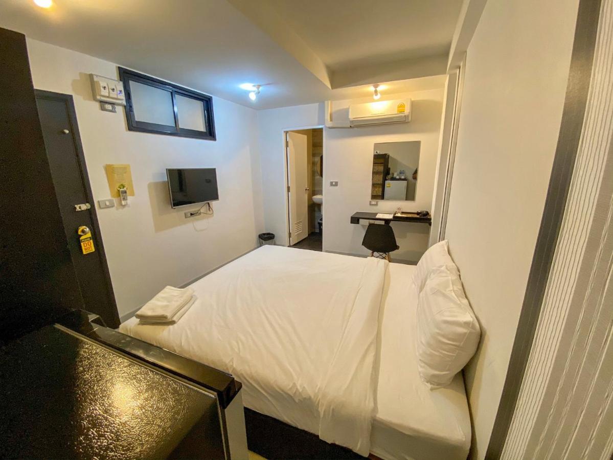 Beam House 호텔 Patong 외부 사진