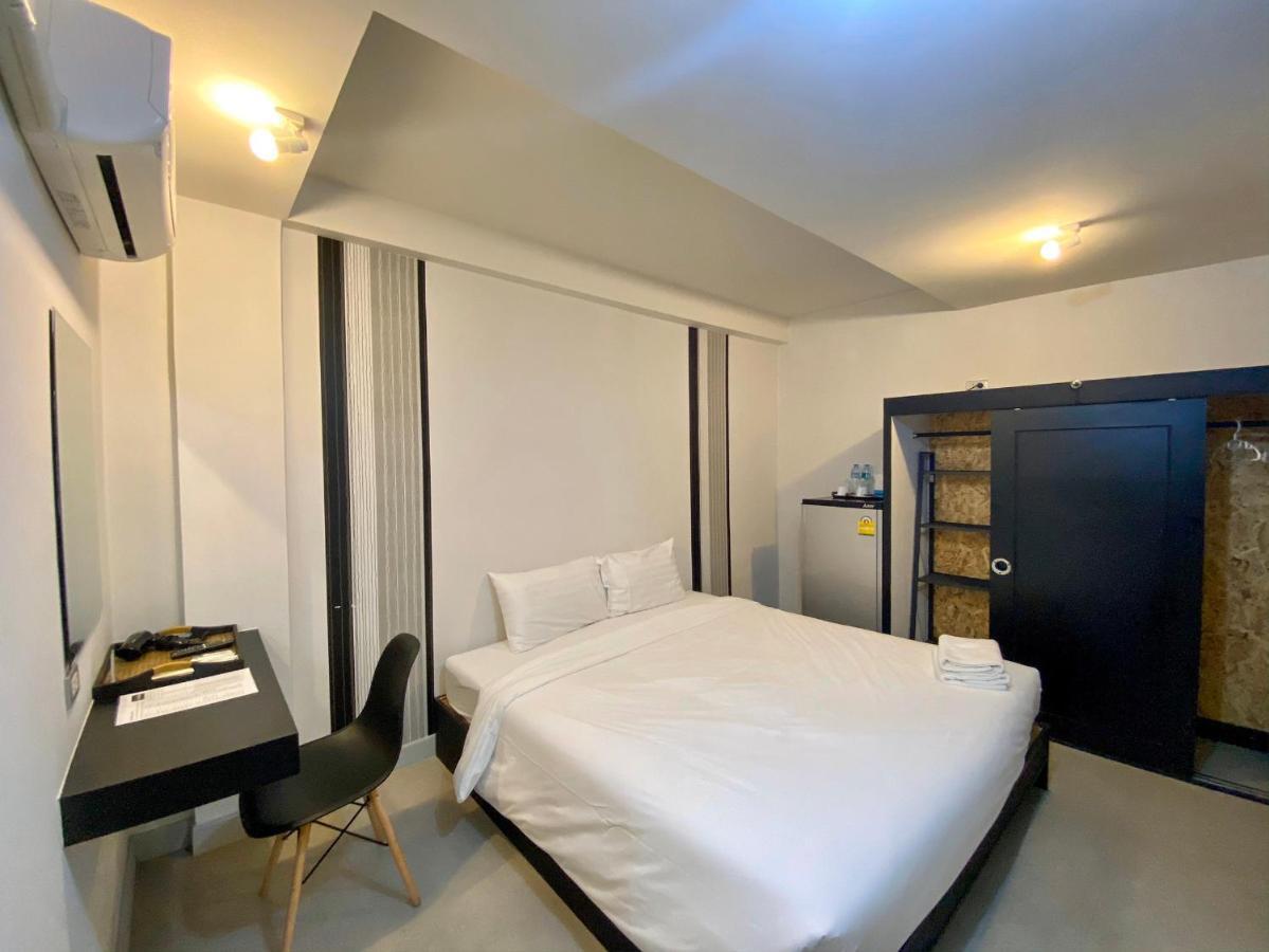Beam House 호텔 Patong 외부 사진